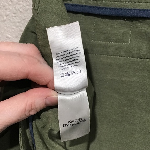 Faherty All Day 1.0 Short 9″ Olive Sz 33 Men's Tech Flat-Front Performance Short - Picture 5 of 7